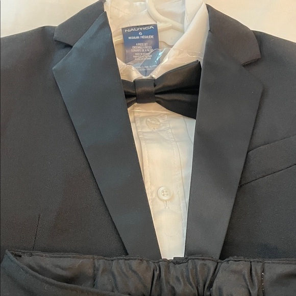 Nautica boys Black Suit with Bow Tie - Picture 1 of 3